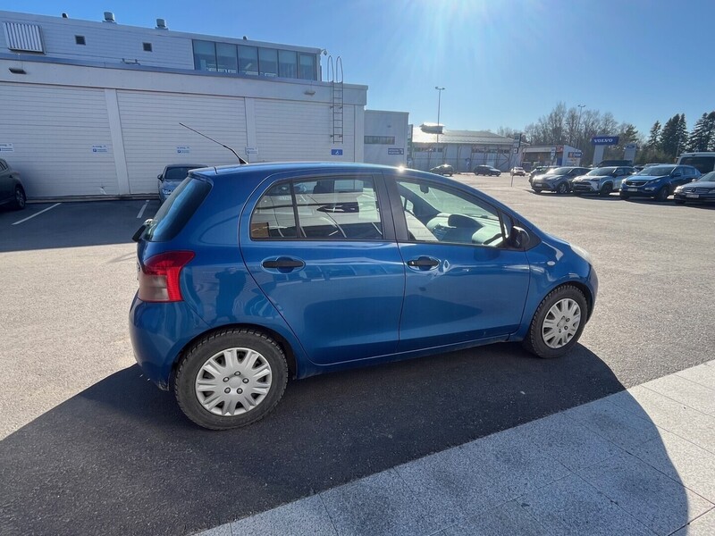 Toyota Yaris vaihtoauto