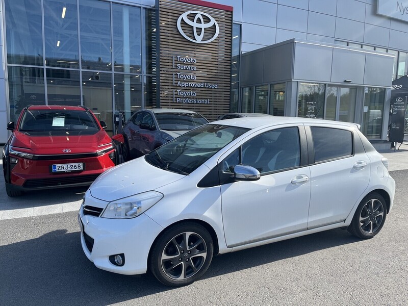 Toyota Yaris vaihtoauto