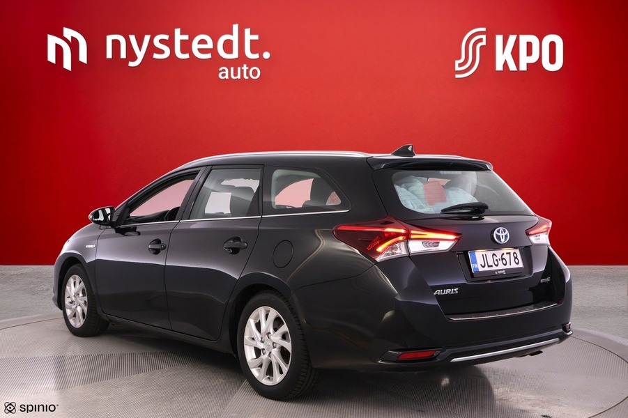 Toyota Auris vaihtoauto