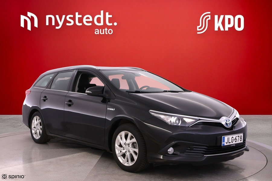 Toyota Auris vaihtoauto