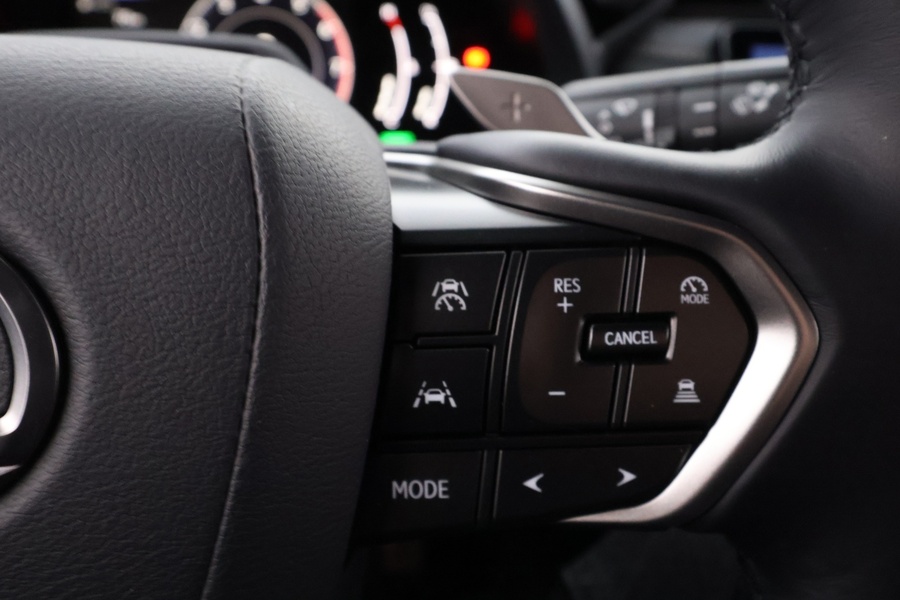 Lexus LBX vaihtoauto