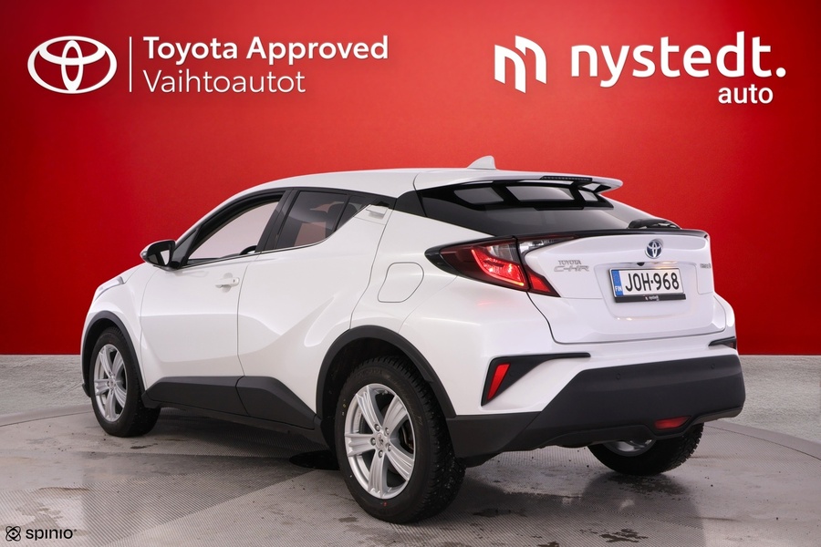 Toyota C-HR vaihtoauto