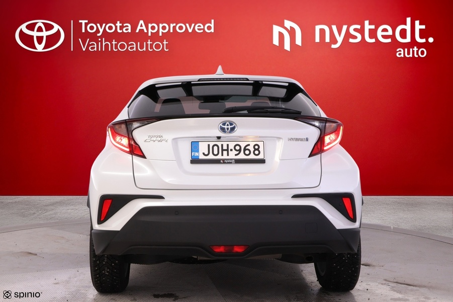 Toyota C-HR vaihtoauto