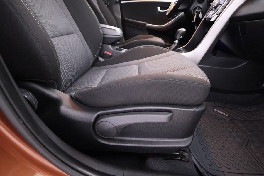 Hyundai i30 Wagon vaihtoauto