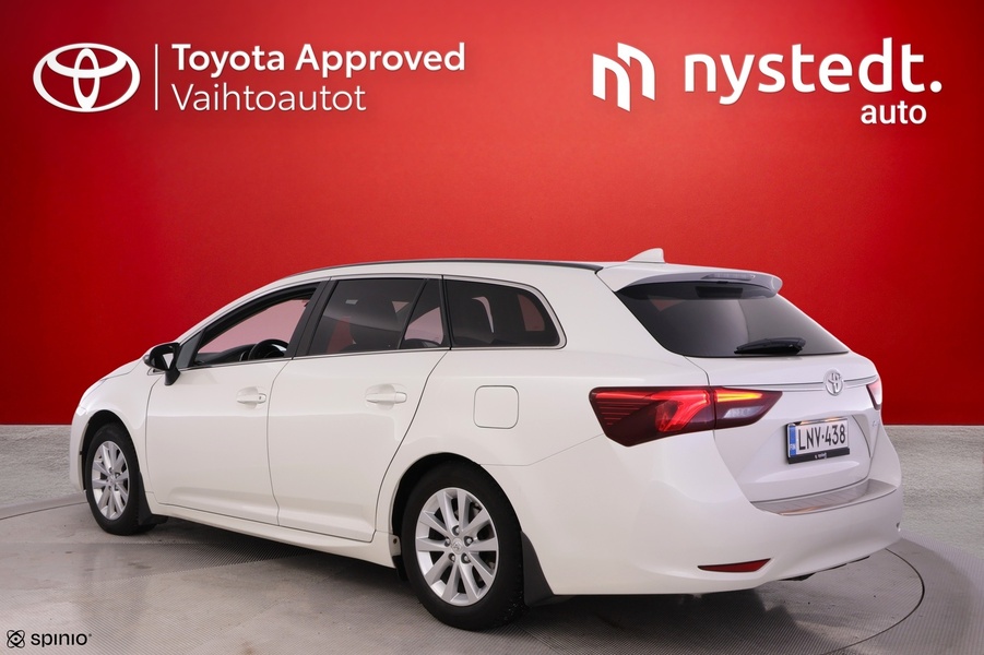 Toyota Avensis vaihtoauto