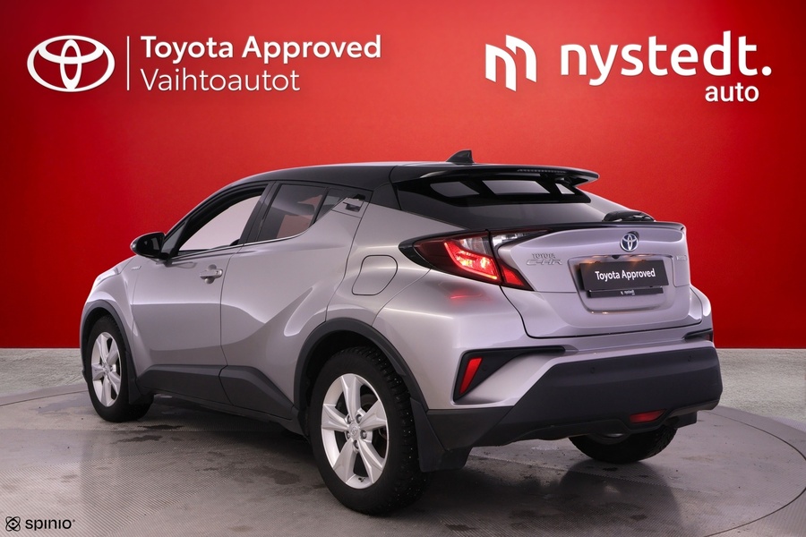 Toyota C-HR vaihtoauto