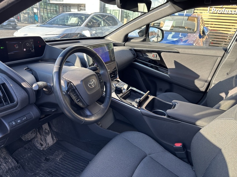 Toyota bZ4X vaihtoauto