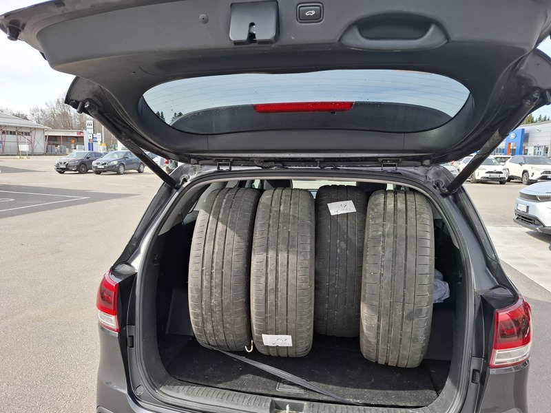 Kia Sorento vaihtoauto