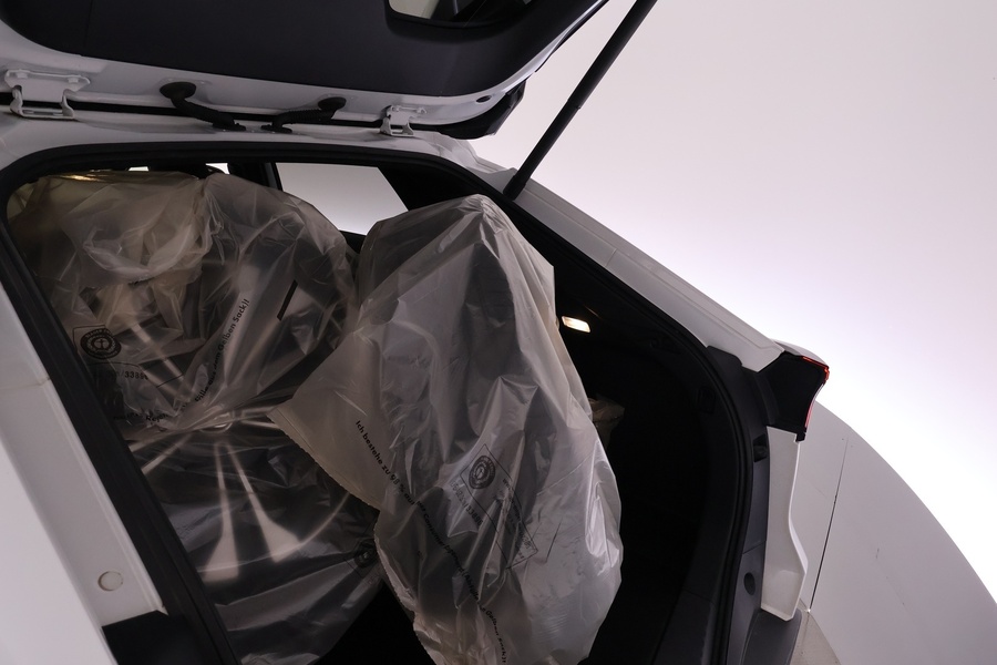 Toyota bZ4X vaihtoauto