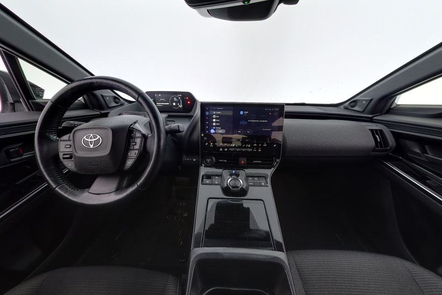 Toyota bZ4X vaihtoauto