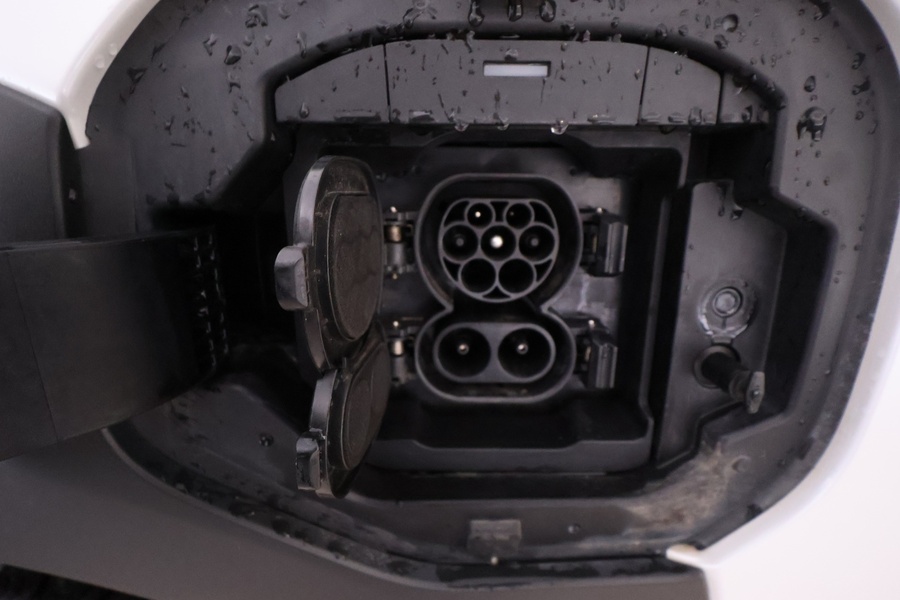 Toyota bZ4X vaihtoauto