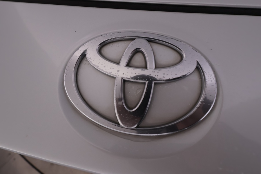 Toyota bZ4X vaihtoauto