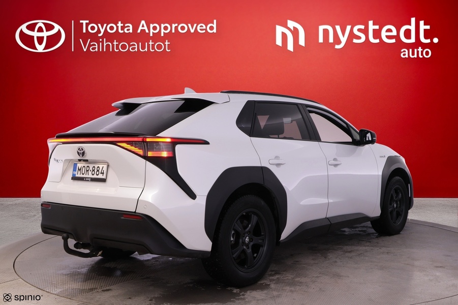 Toyota bZ4X vaihtoauto