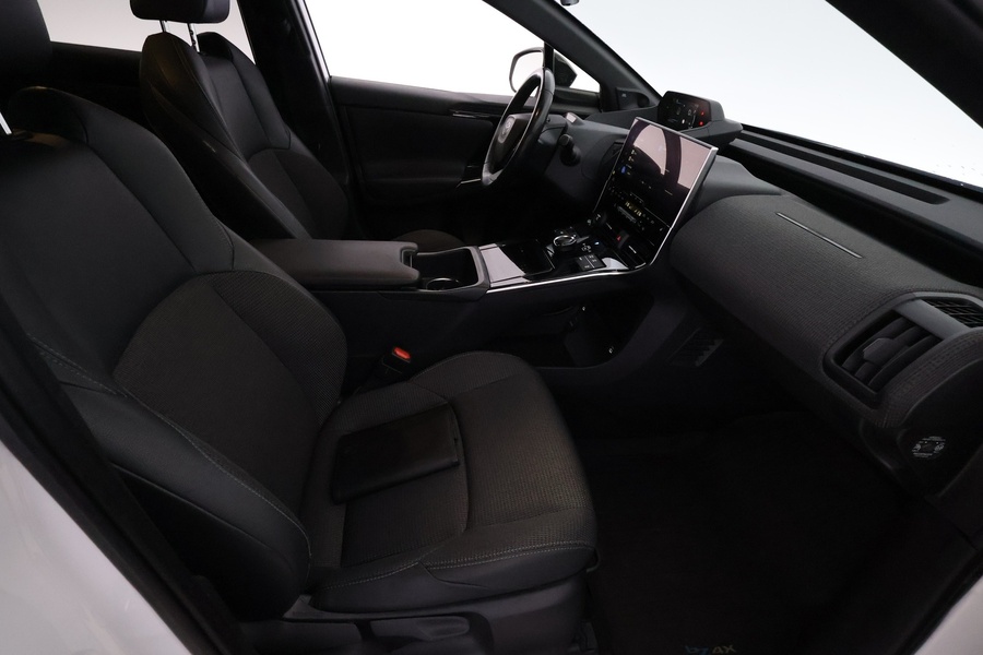 Toyota bZ4X vaihtoauto