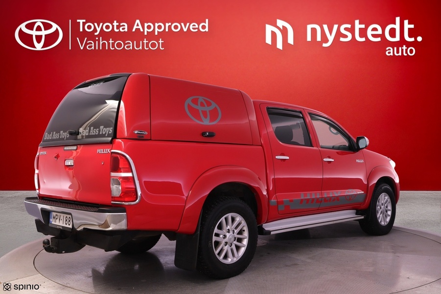 Toyota Hilux vaihtoauto