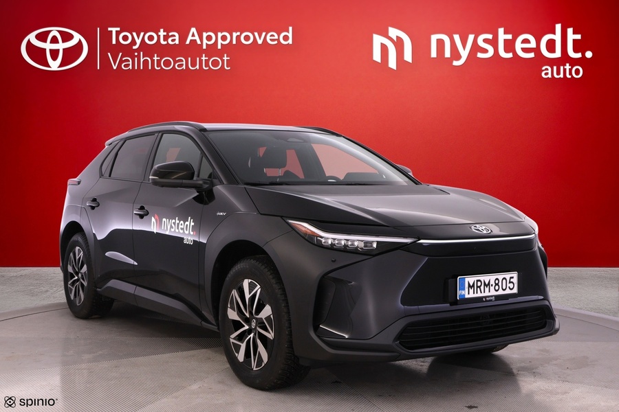 Toyota bZ4X vaihtoauto