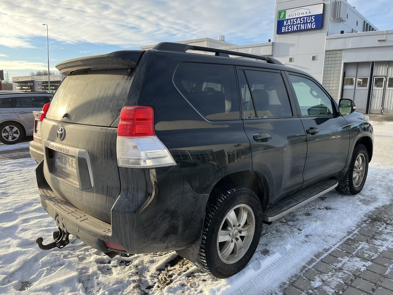 Toyota Land Cruiser vaihtoauto