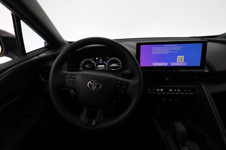 Toyota C-HR vaihtoauto