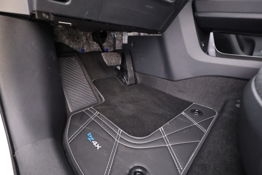 Toyota bZ4X vaihtoauto