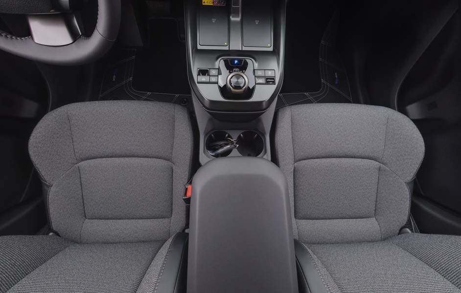 Toyota bZ4X vaihtoauto