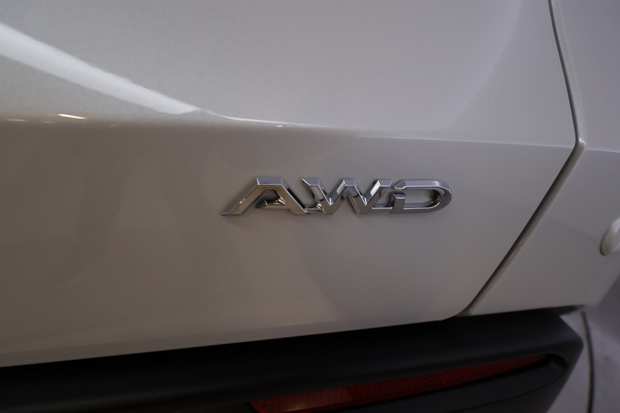 Toyota bZ4X vaihtoauto