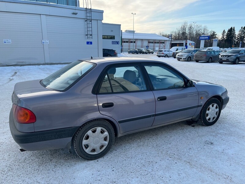 Toyota Corolla vaihtoauto