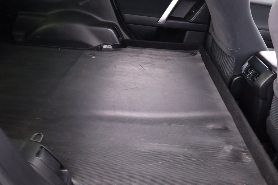 Toyota Land Cruiser vaihtoauto