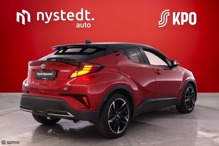 Toyota C-HR vaihtoauto