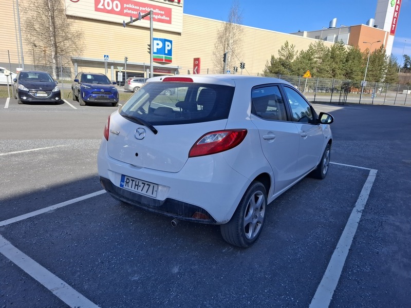 Mazda 2 vaihtoauto