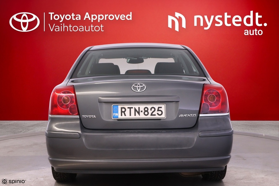 Toyota Avensis vaihtoauto