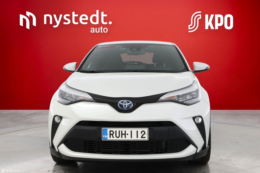 Toyota C-HR vaihtoauto