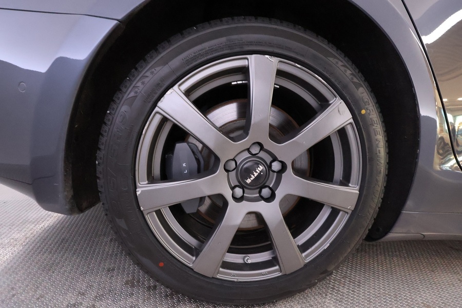 Tesla Model S vaihtoauto