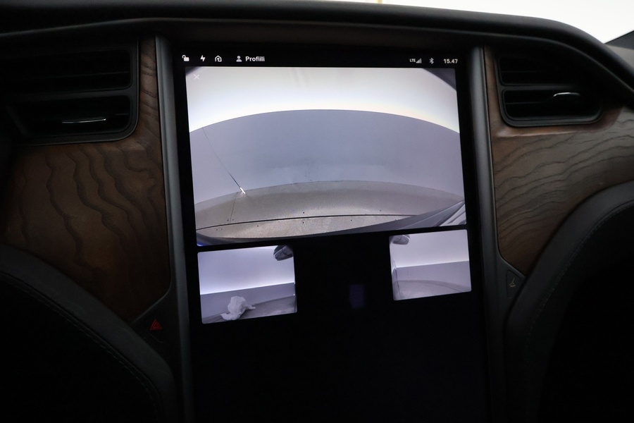 Tesla Model S vaihtoauto