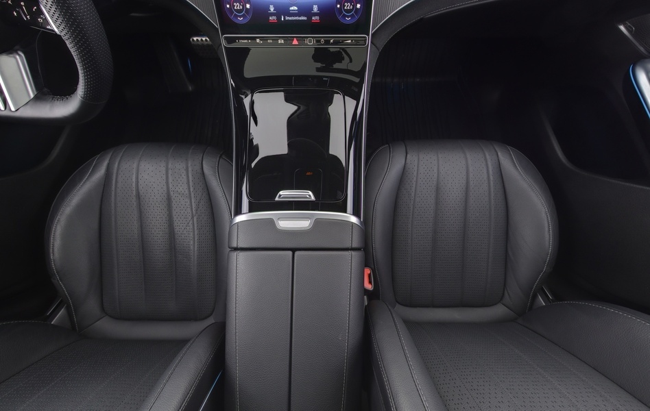 Mercedes-Benz EQE vaihtoauto