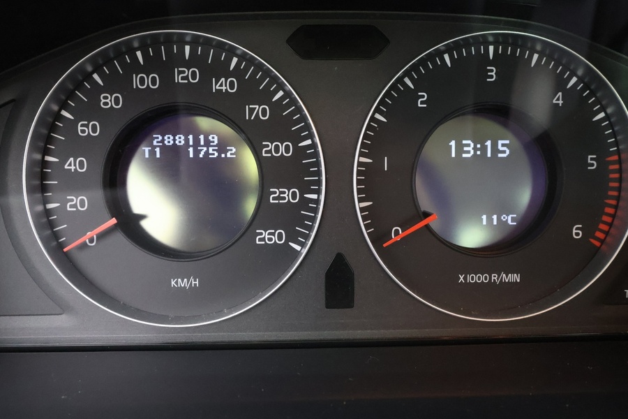 Volvo V70 vaihtoauto