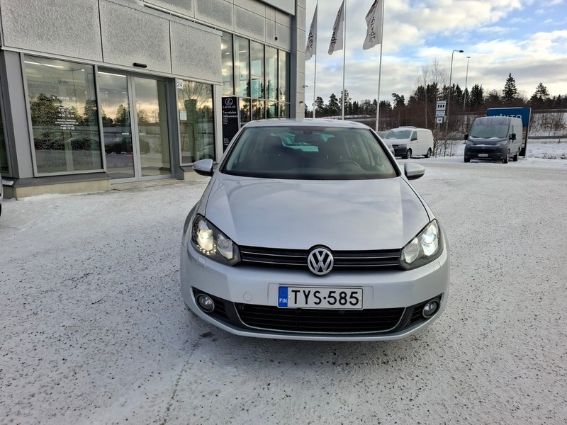 Volkswagen Golf vaihtoauto