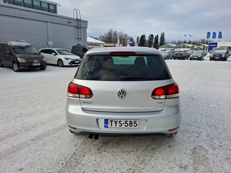 Volkswagen Golf vaihtoauto