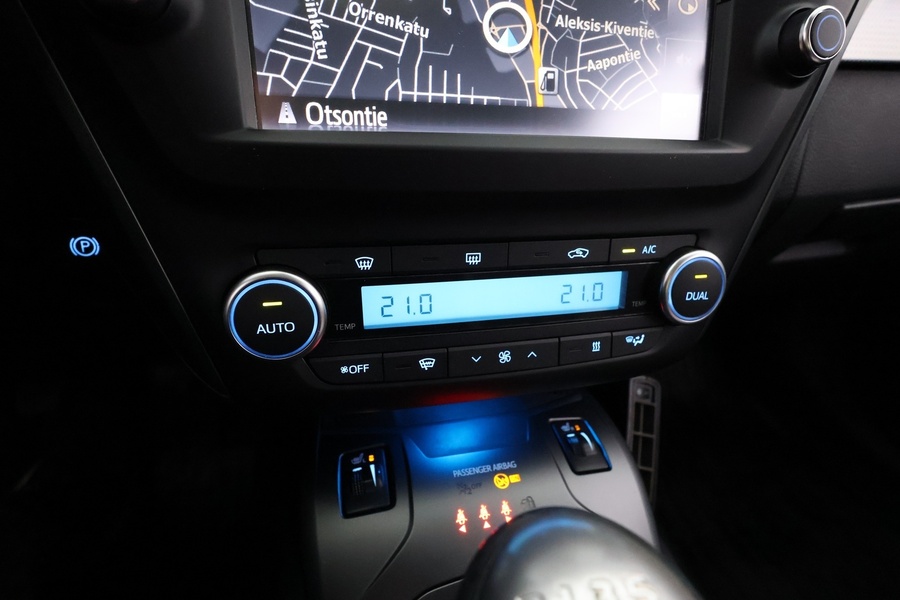 Toyota Avensis vaihtoauto