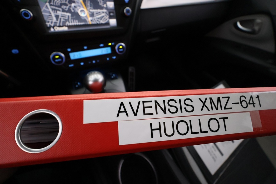 Toyota Avensis vaihtoauto