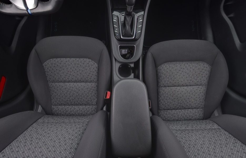 Hyundai IONIQ plug-in vaihtoauto