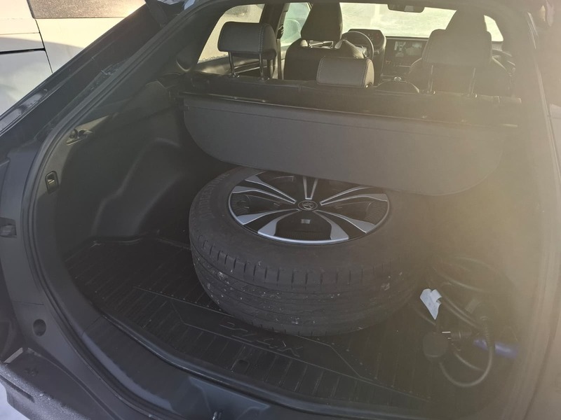 Toyota bZ4X vaihtoauto