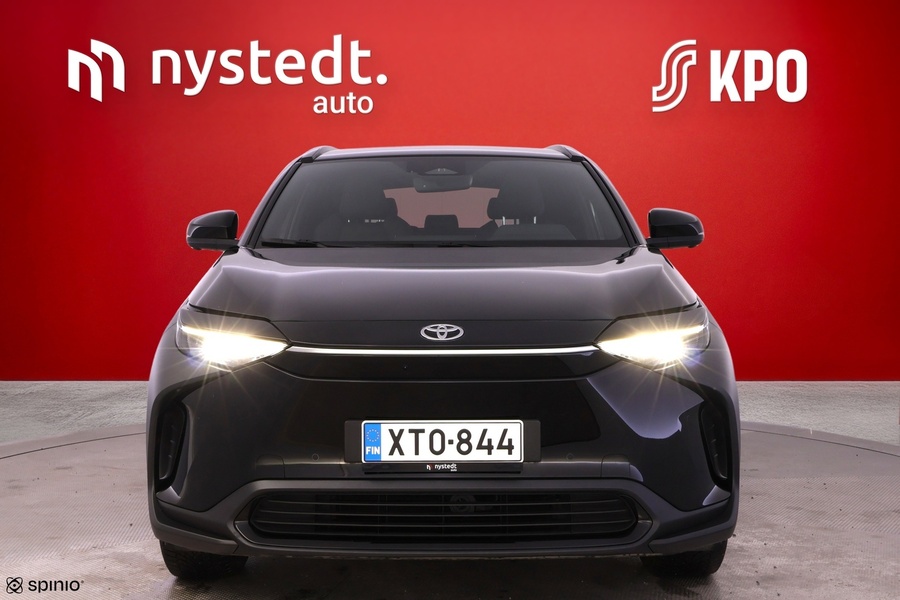 Toyota bZ4X vaihtoauto