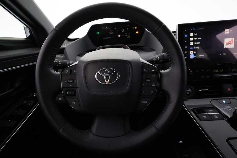 Toyota bZ4X vaihtoauto