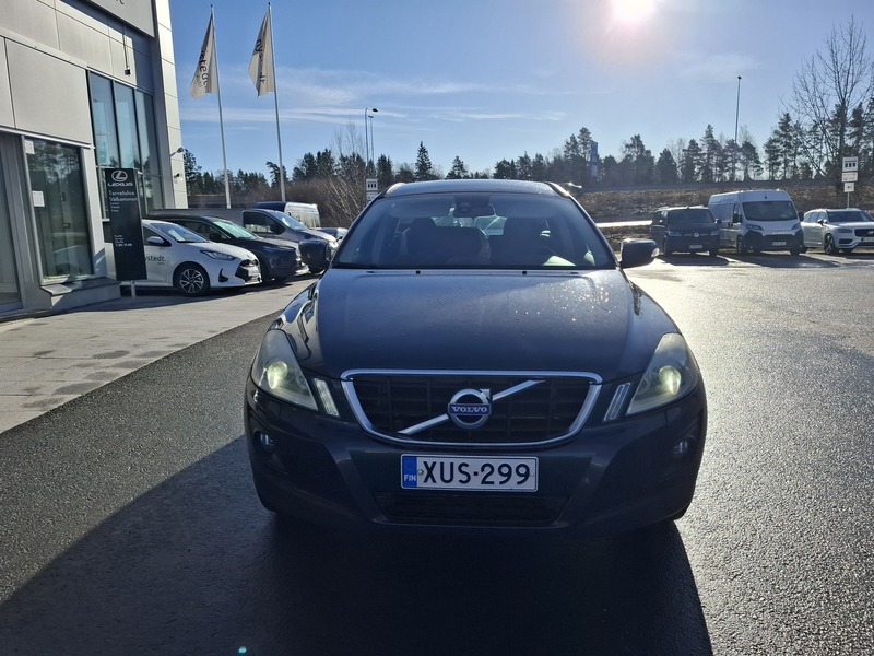Volvo XC60 vaihtoauto