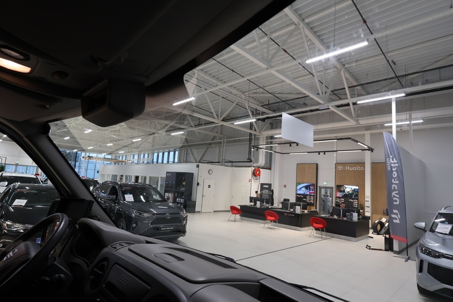 Nissan NV400 vaihtoauto