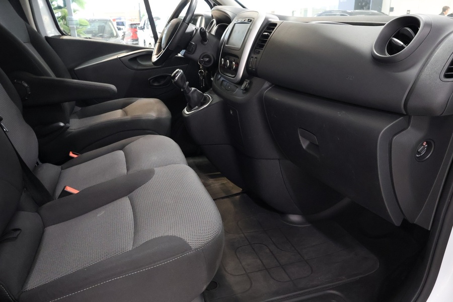 Renault Trafic vaihtoauto