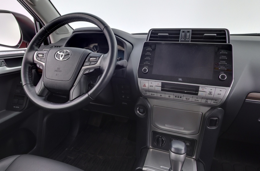 Toyota Land Cruiser vaihtoauto