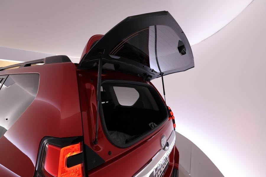 Toyota Land Cruiser vaihtoauto