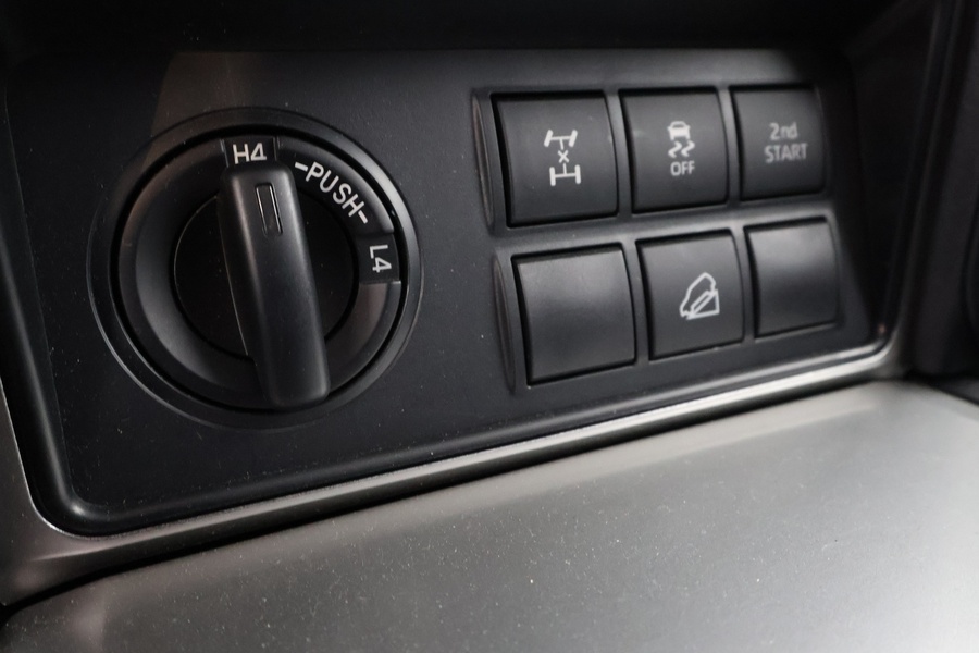 Toyota Land Cruiser vaihtoauto