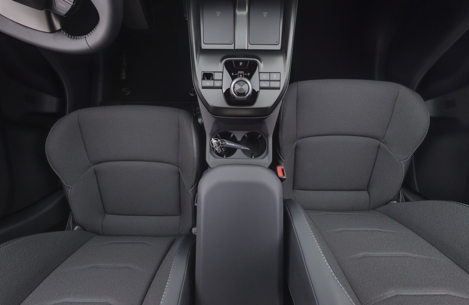 Toyota C-HR+ vaihtoauto